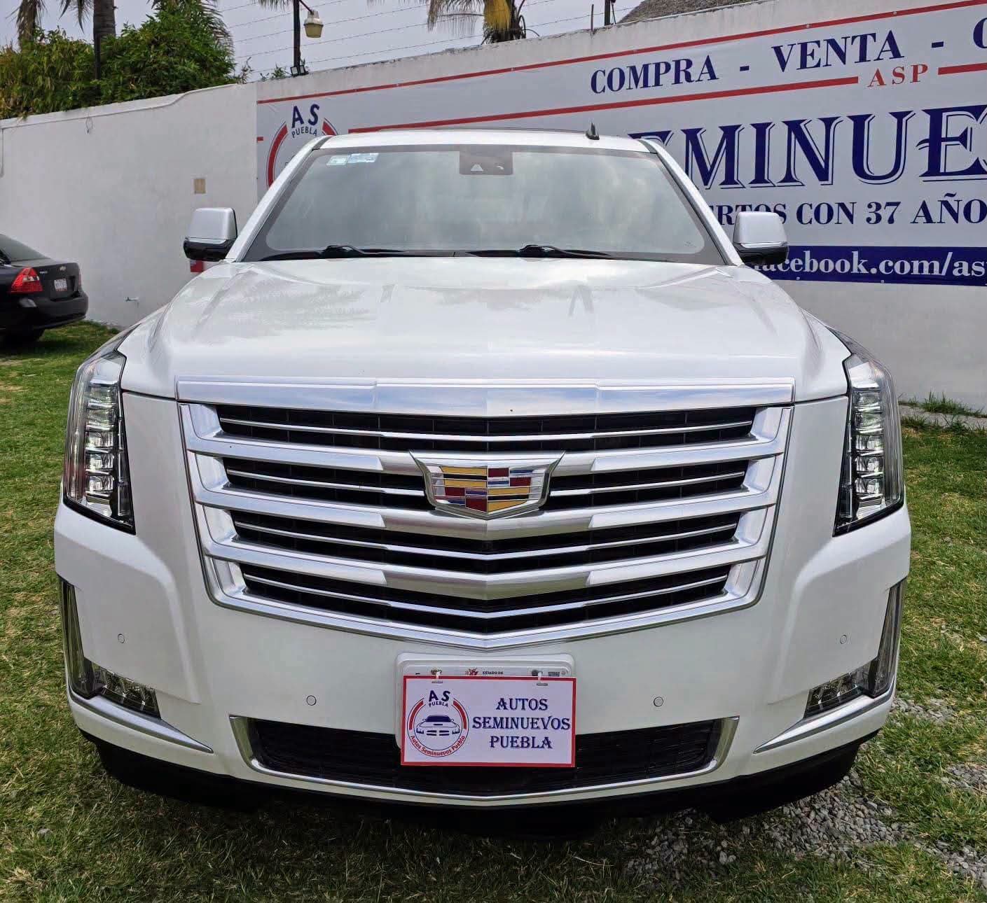 Cadillac ESCALADE 2017